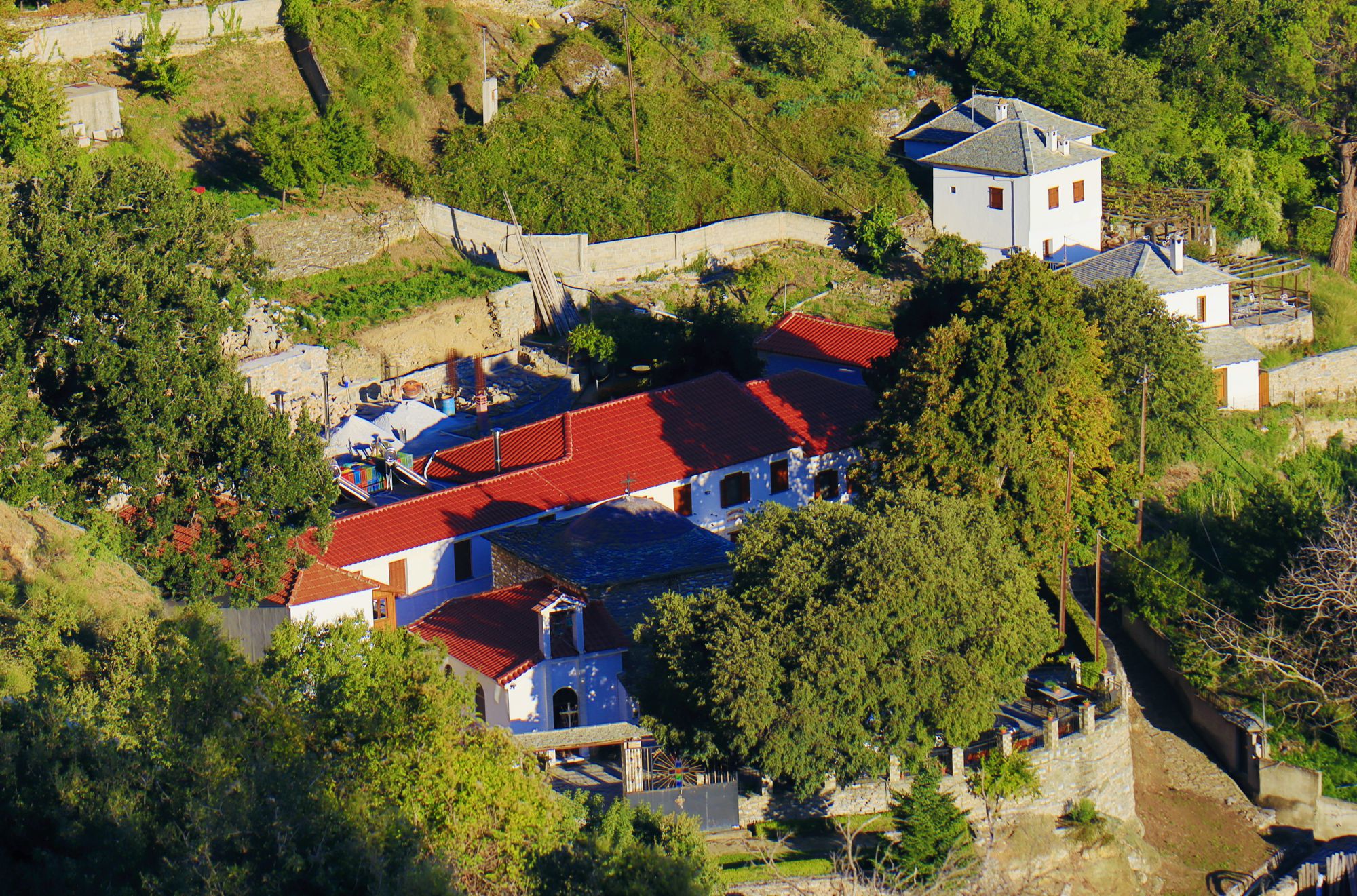 Τα μοναστήρια του Πηλίου: Η μονή Αγίου Γερασίμου Μακρινίτσας
