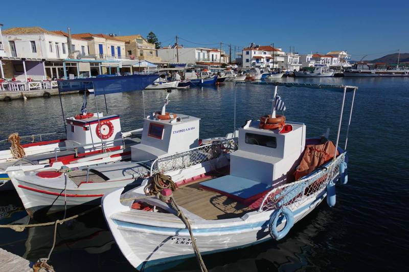 Elafonisos topoGuide: The harbour of Elafonisos