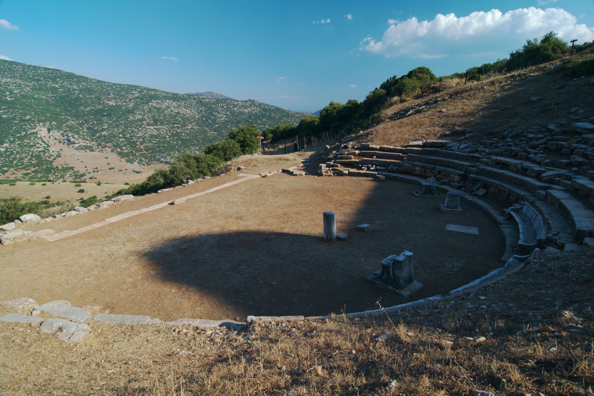Μνημεία του Μαίναλου: Το θέατρο του αρχαίου Ορχομενού