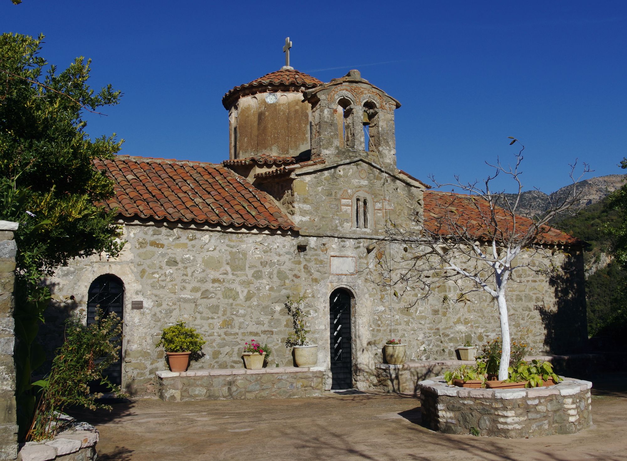 The monasteries of Mt Menalon: The katholikon of the New Philosophou monastery