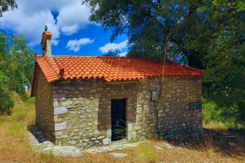Μαρίνα: Το εκκλησάκι του Αγίου Νικολάου (1770) Αρκαδικά Μονοπάτια topoguide