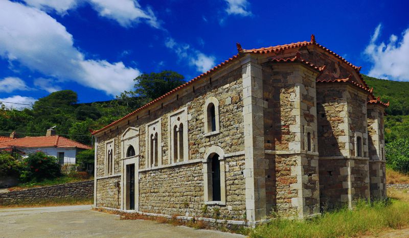 Μαρίνα: Ο ναός του Αγίου Βασιλείου Αρκαδικά Μονοπάτια topoguide