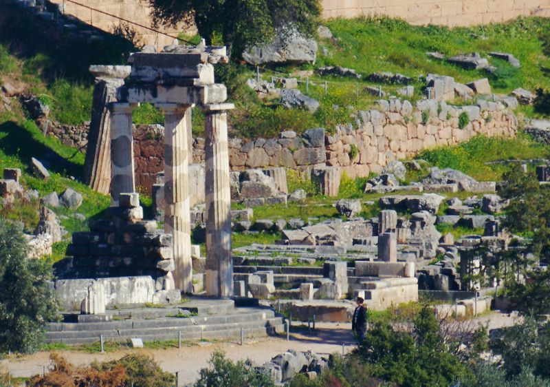 Εθνικός Δρυμός Παρνασσού: Η Θόλος των Δελφών, τμήμα του ιερού της Αθηνάς Προναίας (380 π.Χ.)